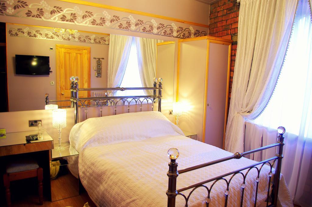 Crown House Suites 할리팩스 객실 사진